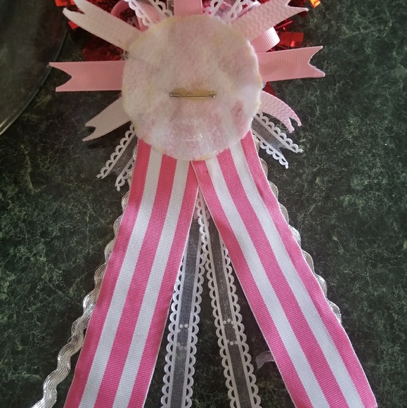 Victoria Secret Pink ribbon pin/corsage - Picture 4 of 4